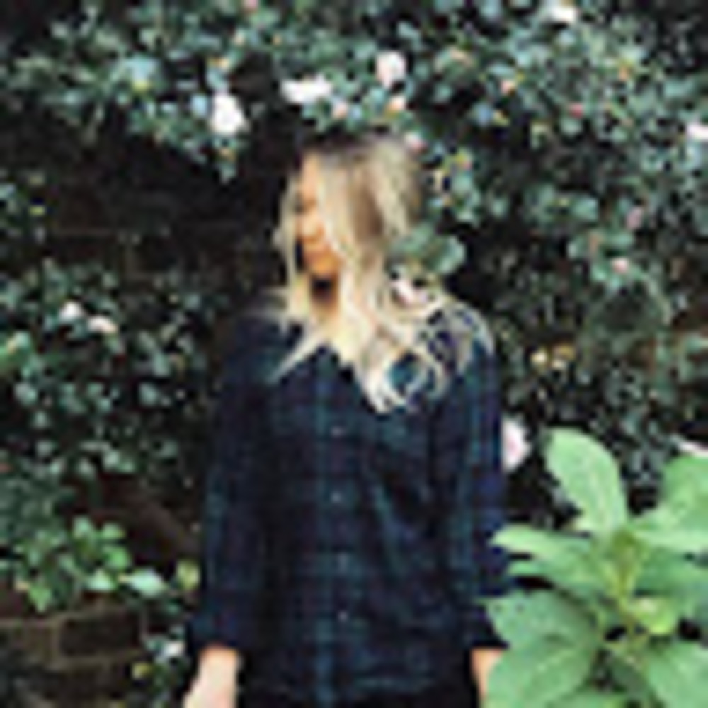 Meet your Posher, Chloe